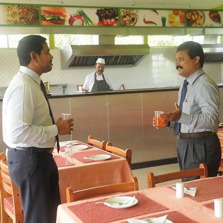 Dreamz Hotel Thiruvananthapuram Dış mekan fotoğraf